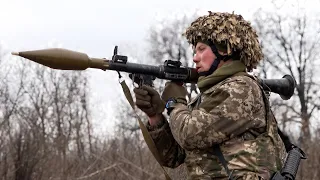 Ukrainian Paratroopers Fire RPG-7, PKM & M4 | Combat Training