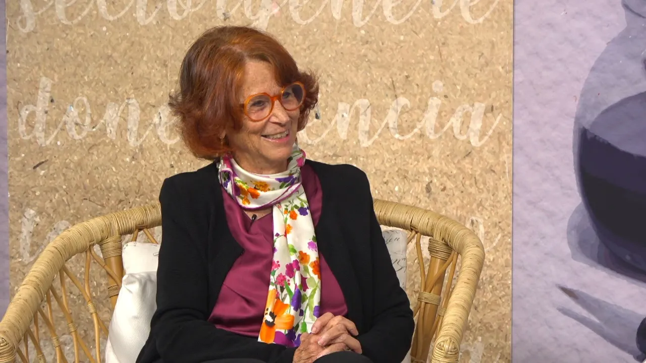 …i bona lletra – Esther Giménez-Salinas i Colomer