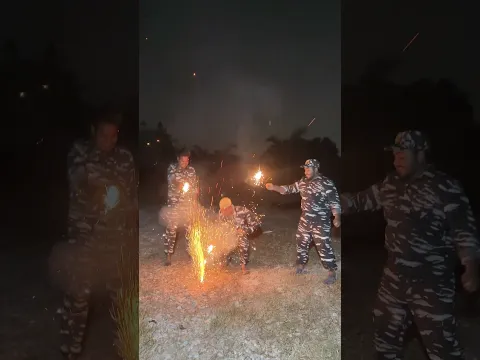 😱🎆|| diwali par Hindu muslim sb fauji ne mil ke diwali manaiye  ||🪔🪔#diwali #shorts #indianarmy