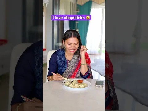 Chopsticks से खाने का secret तरीक़ा 🤣 । @KunalKapur | #shorts | kabitaskitchen