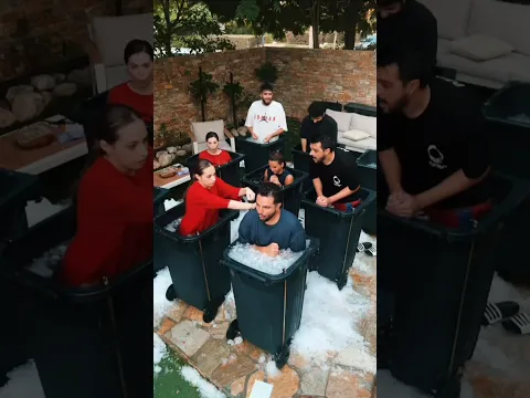 تحدي اكثر شخص يقعد في بميل الثلج يربح😱☃️لين فازت🥹🩷#لانا_محمد #لين_محمد #غيث_مروان #سارة_عصام_الورع