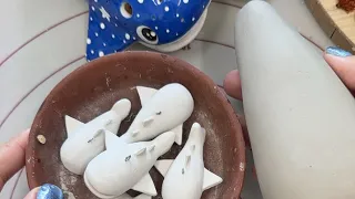 sculpting whale sharks and yappin 💖