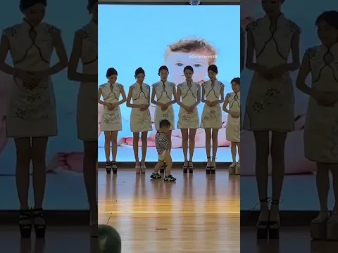 Diaper Ad Show Turned Into a Total Disaster 😳😂👶👠💥 #shorts #viral