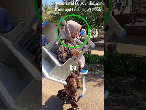Ditoduh Merusak Kursi Sekolah, Ibu Ini Lakukan Hal Ini