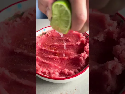 #watermelonshavedice #shavedwatermelon #summertreat #watermelongranita #quicksnack