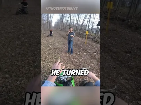 This Karen Got Trolled Silently! 👏🏻🤫 (@ThoseMotoGuys)