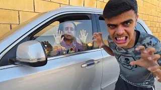 معاذ حبس شام بل سياره 😱😱
