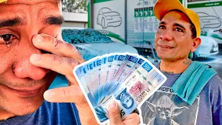 Encontré al lavacoches más honesto y le dí recompensa millonaria para salvar a su familia 😭 Lloramos