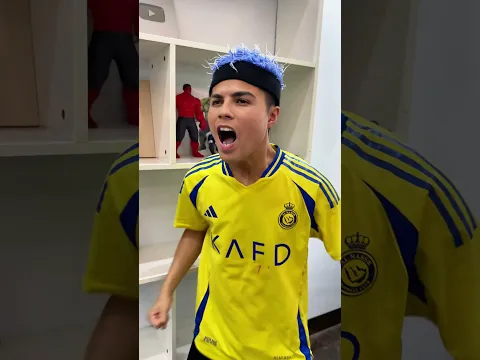 Ronaldo đã cứu Messi như thế nào? #kindness