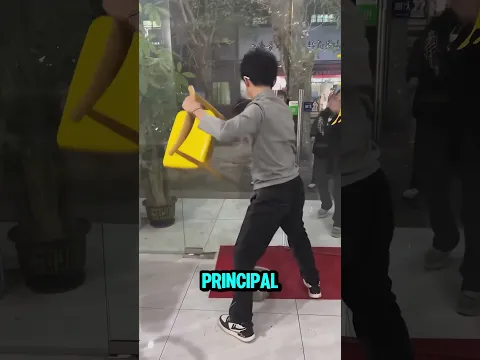 es un genio😂