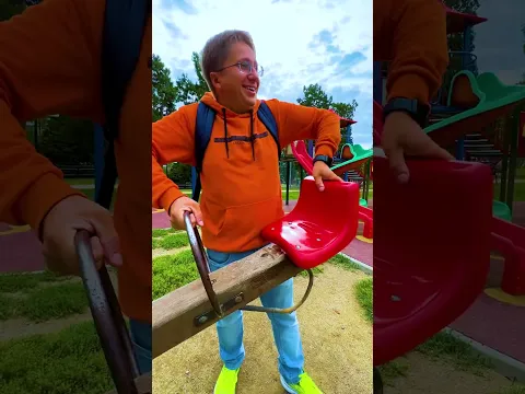 🤣 Tati este permisiv 😵‍💫 Dad vs Mom at the amusement park 😎 #shorts by #melimi
