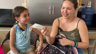MINHA MÃE REAGINDO AO MEU MATERIAL ESCOLAR QUASE NO FIM DO ANO - ENTÃO ROBERTA FAMILY