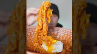 Satisfying my RAMEN NOODLE CRAVINGS