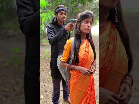 नागिन🐍और लुटेरा🥷|| Nagin Vs Lootera || Nalayak Team 06 || #shorts #shortsfeed