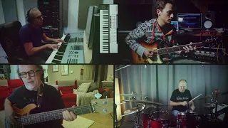 Room 335 (Larry Carlton) Matteo Mancuso - Maurizio Metalli - Lalo Carrillo - Peter Szendofi