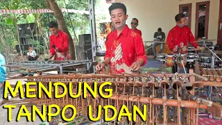 MENDUNG TANPO UDAN - Versi Angklung New Carehal Malioboro Yogyakarta Asik Bgt!! Angklung Jogja Cover