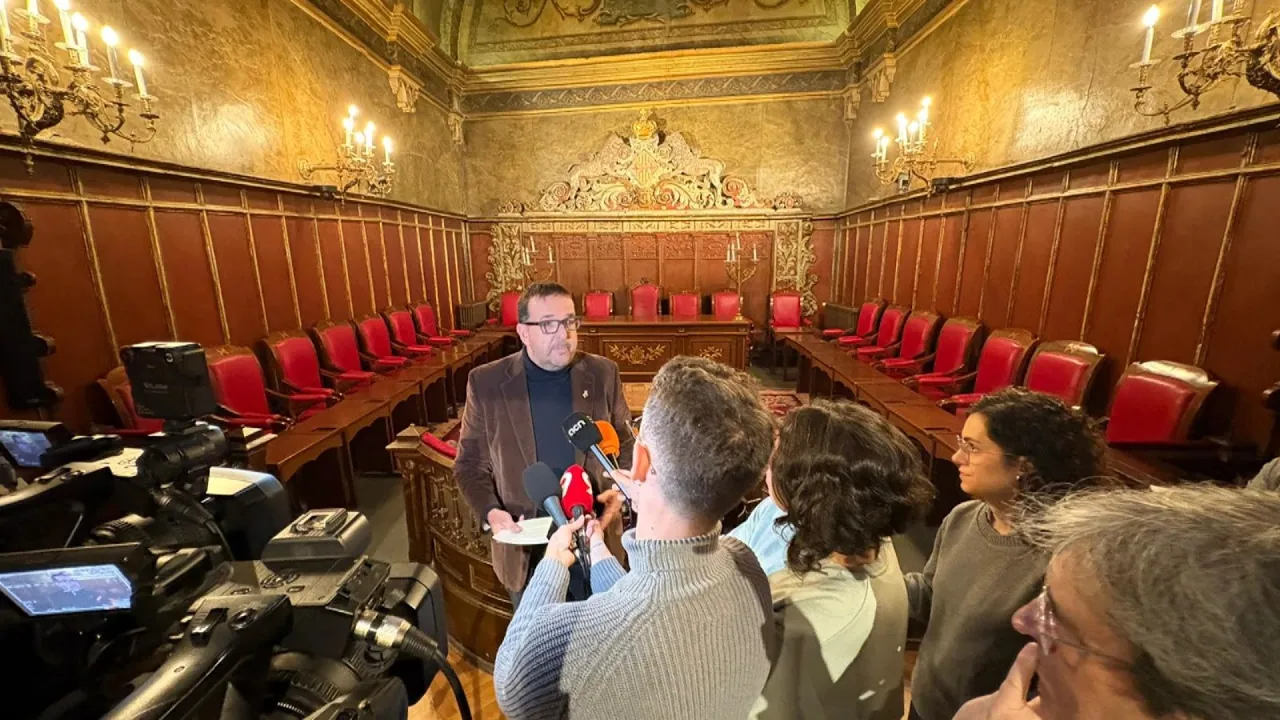 Vic ja supera, oficialment, els 50.000 habitants