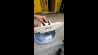 Simple tools, techniques, and skills for cutting cassava into delicious chips #farmtools #farmlife