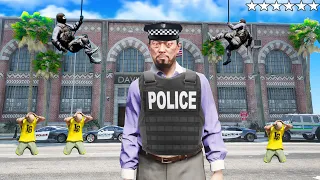 TUAN wird POLIZIST ?!