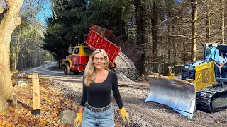 Bulldozer and Old Dump Truck Build Road & Excavator Repairs