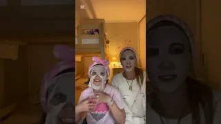 Tarde de Skincare con Mamá ❤️ #paratiii #graciasporelapoyo #family #skincare #unboxing #fyp
