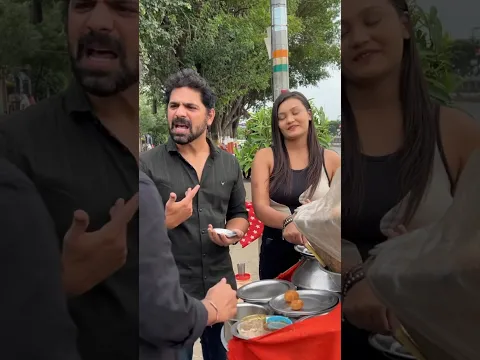 Latest scam 😝😂 free ki paani puri 😜 #funny #shorts