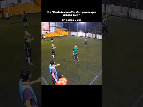 Cuidado, parece que juegan bien 😂 #futbol #football #memes #funny #argentina #mexico #prime #fifa