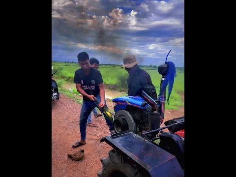 3 men vs tractor 💪