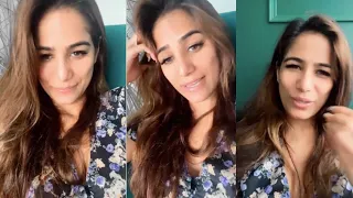 Poonam Pandey NAUGHTY LIVE Chat With Fans || Poonam Pandey Instagram Live video