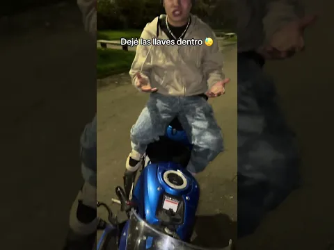 Dejé las llaves dentro de la moto 😔