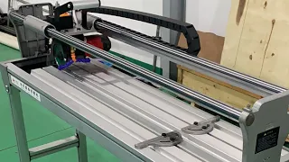 Máy cắt gạch cắt đá đa năng khổ 1m2 J1200