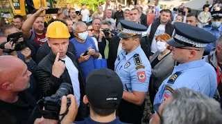 Počelo rušenje nelegalnog parkinga Dodikovog kuma / Draško STANIVUKOVIĆ