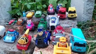 Robocar Poli Berenang Bersama PAW Patrol Rubble, Tayo, Lani, Top Wing, Lightning McQueen