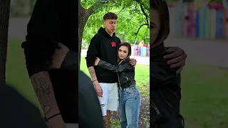БРАТ И СЕСТРА СА ГАДЖЕТА