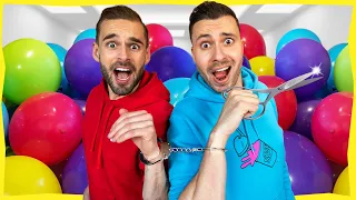 100 MEGA BALLONNEN... Slechts 1 Laat Ons ONTSNAPPEN! *Challenge*