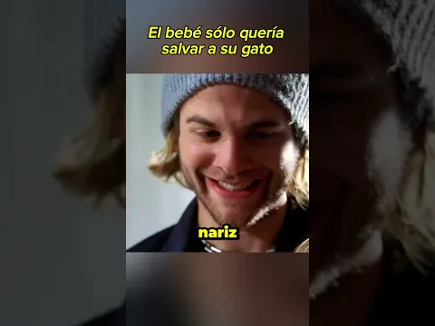 El bebé sólo quería salvar a su gato #shorts
