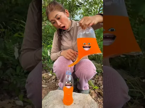 The guy shows SURVIVAL skills #shorts #survival #bushcraft #outdoors #lifehacks #camping part-38