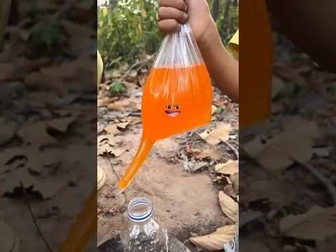 simple and very useful ✅🤔#shorts #camping #survival #bushcraft #outdoors #lifehacks #skills