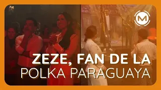 Zezé di Camargo fascinado por un arpista paraguayo