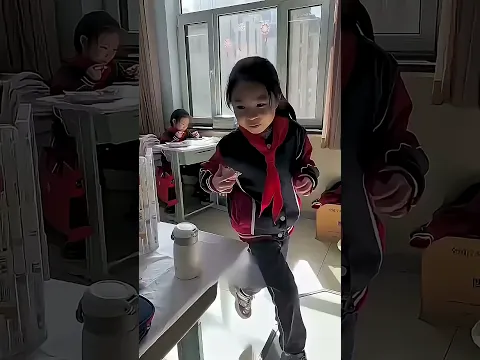 “El último regalo que conmovió a la profesora 😢🎁”