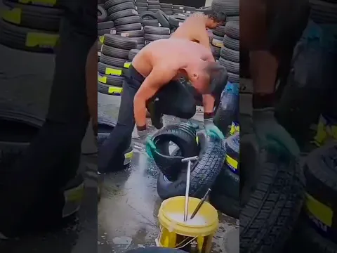 Increíble Precisión! Mira Cómo Empacan Neumáticos para el Envío 🚚