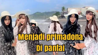 Cacantikan di pantai || azkha tegar