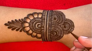 Back hand beautiful henna design - Simple and easy mehndi designs for hands