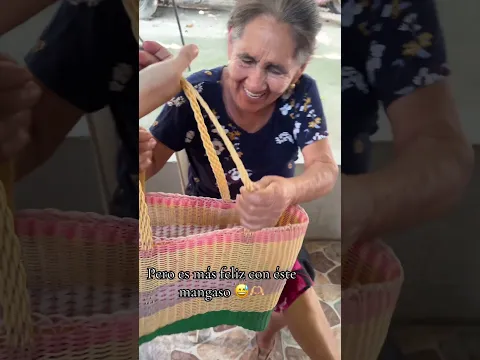 Broma a la suegra, véanlo hasta el final 😂 #parati #videoviral #mangos #bromas