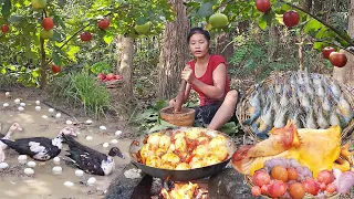 Catch duck in forest, Duck egg spicy curry and Lobster curry with potato delicious food, + 4 Videos