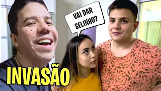 FALEI PRA NAMORADA DO PAULINHO QUE ELE IA PARTICIPAR DO CANTADAS ENFADONHAS