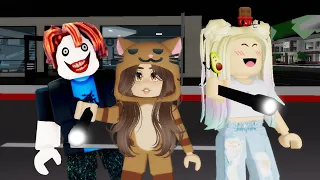 NUNCA ENTRES AL SERVIDOR MALDITO DE BROOKHAVEN ROBLOX CON LYNA
