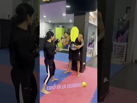Cayó en la trampa😂