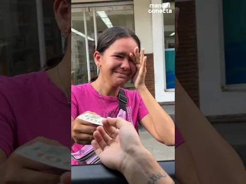 Encontramos a una joven vendiendo en las calles, y decidimos darle una sorpresa que nunca olvidará.