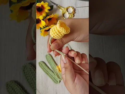 ¡Te vas a enamorar de este Tejido! 😍 Te enseño como hacerlo aquí en mi canal 🧶